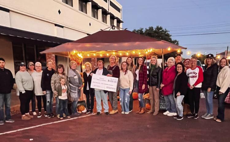 Childress Farmers Market donates over $1,000 to Meals on Wheels