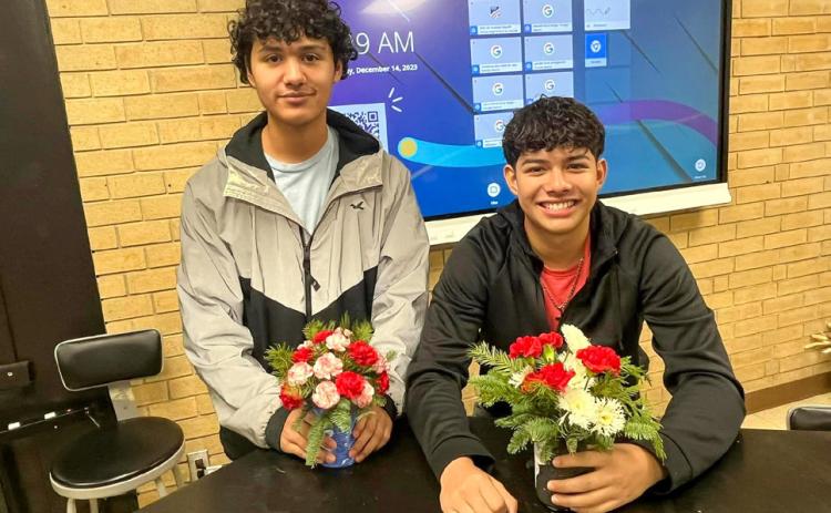 Floral design students complete holiday projects