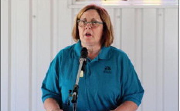 Childress Elks Lodge #1113 member Susan Leary reads aloud members of the armed services that recently passed away at the 2022 Memorial Day Service. This year’s service will be held at 10 a.m. Monday, May 29 at Jones Chapel in the Childress Cemetery. The Red River Sun/Elizabeth Tanner