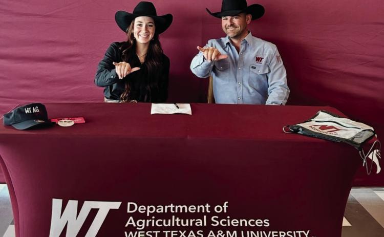 Tori Huddleston signs to WestTexas A&M RodeoTeam