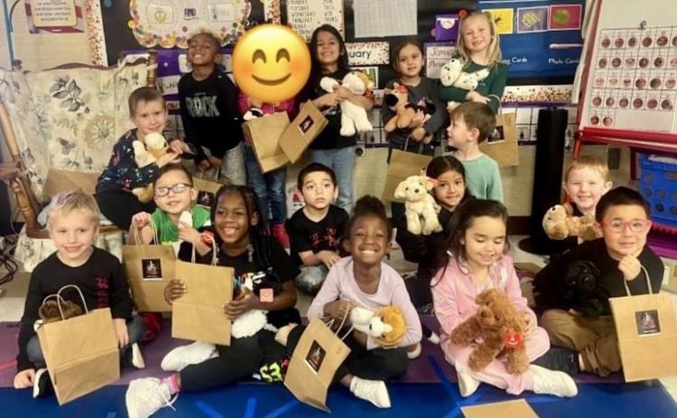 Childress Elementary School pre-kindergarten students recently receive Battle Pups. Photo Courtesy of Childress Elementary School