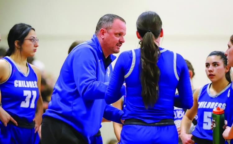 Lady Cats close basketball season