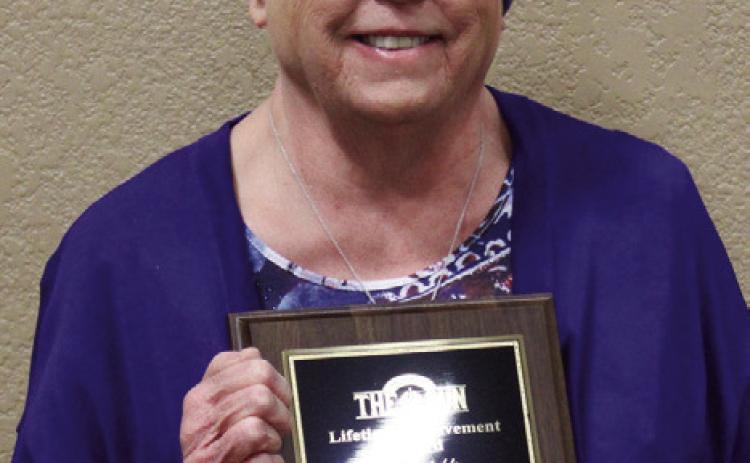 JanetWord,formerChildress Elementary School Principal, receives the Lifetime Achievement Award during the 2024 Childress Chamber of Commerce Banquet Saturday, Jan. 25 at the Mashburn Event Center. The Red River Sun/Elizabeth Tanner