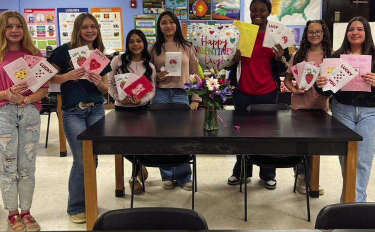 Memphis Middle School cheerleaders spread the love this Valentine’s Day, creating cards for Memphis Convalescent Center residents. “They enjoyed doing this and hope everyone of the people receiving them enjoy the cards and know the girls love them,” Memphis Middle School cheer sponsor Nichole Brooks said. Photos Courtesy of Memphis ISD