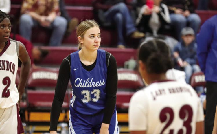 Lady Cats take tumble to Clarendon