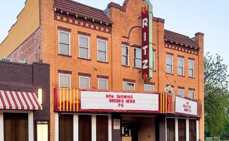 Jim Leggitt describes his experience returning to the Wellington Ritz Theatre for the Crystal Gayle concert a few years back. Jim Leggitt Collection