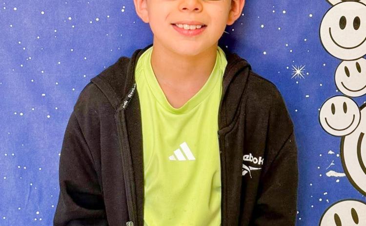Elementary students hit 100 AR points
