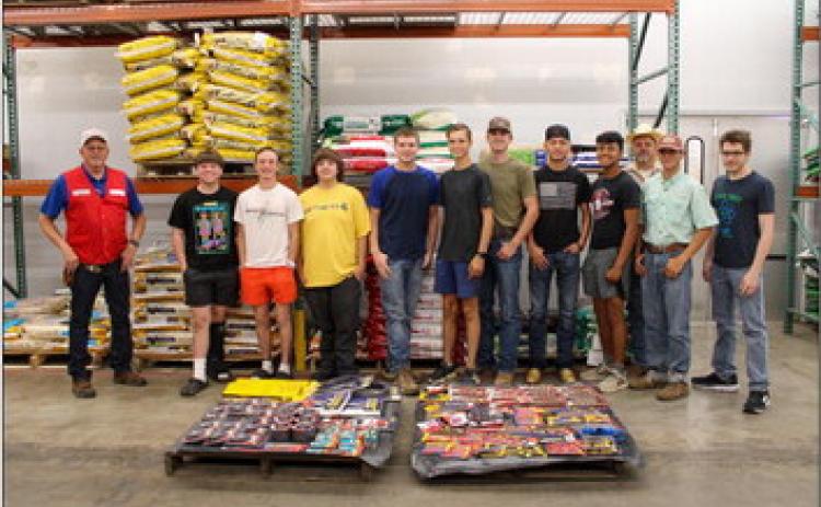 Tractor Supply Co. makes donation to Childress High School