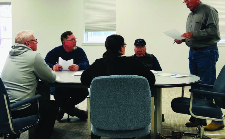 Wellington City Manager Jon Sessions explains the budget amendments to the council during the Monday, March 3 meeting. With 33 years of service, Sessions retired Monday, March 31. The Red River Sun/Bev Odom