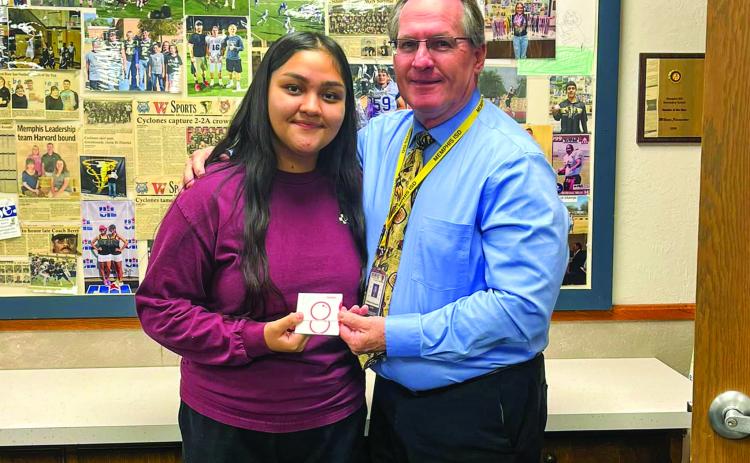 Memphis Independent School District Superintendent William Alexander thanks Memphis High School senior Magaly Torres for showing integrity and respect, even when she believed no one was watching. After a recent football game, Torres got out of her vehicle and cleaned up trash left by other students. “No one asked Magaly to do so,” Alexander said. “She just did it because it was the right thing to do. The world needs more Magalys.” Photo Courtesy of Memphis ISD