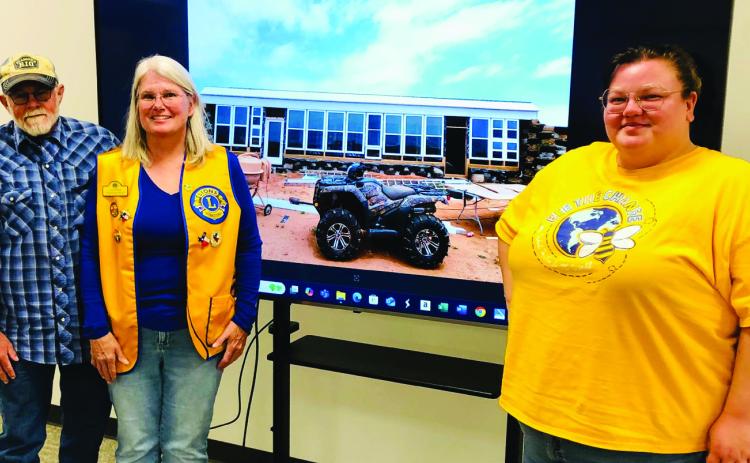 Wellington Lions look at Earthship home construction