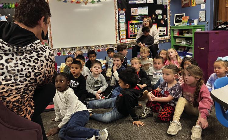 Retired teachers highlight the gift of reading