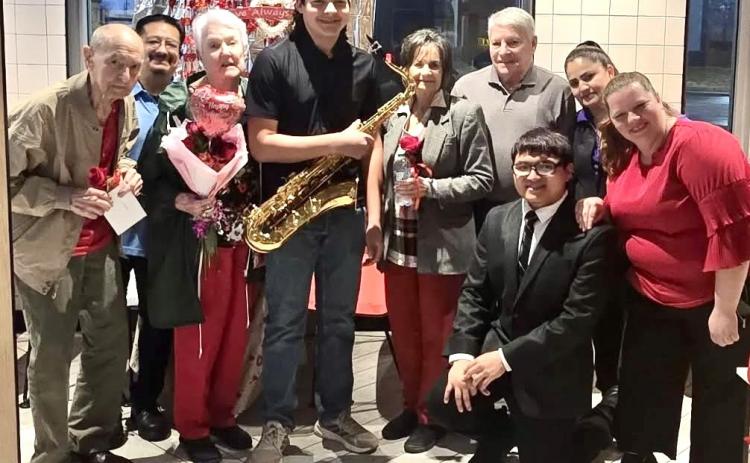 Childress’ Rothwell performs at Valentine’s Day dinner