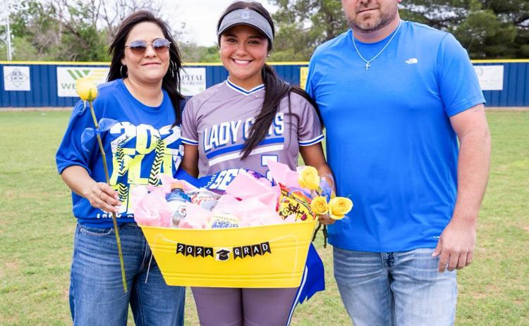 Lady Cats celebrate seniors