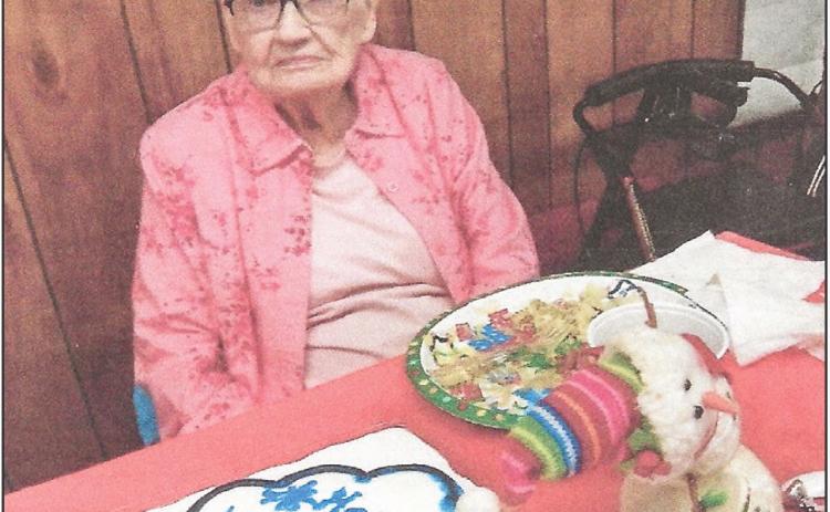 Wanda Warner celebrates her 91st birthday during the Childress Senior Citizens annual Christmas luncheon Thursday, Dec. 15, a few days prior to her official birthday Sunday, Dec. 18. Roughly 75 individuals were on hand for the luncheon, singing 'Happy Birthday' to Warner. Photo by Grace Holman