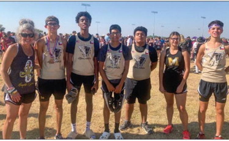 Memphis runners compete in Bison Run, Amarillo Invitational