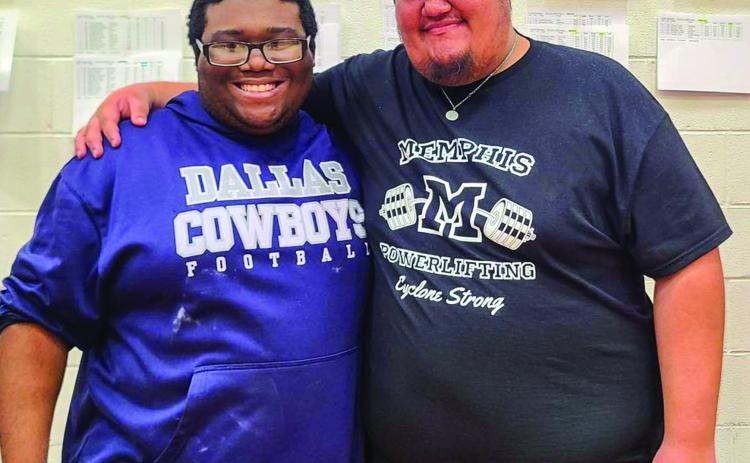 Cyclones close out powerlifting season