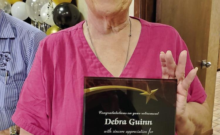 Hall County Emergency Medical Services (EMS) thanks Debra Guinn for seven years of service during a Retirement Party honoring Guinn Thursday, Sept. 12 at the First Bank and Trust Bronze Room in Memphis. “For seven years, Debra saved many lives and served Memphis with great skill,” Memphis Chamber of Commerce Manager Kim Cloyd said. “We wish her the best.” Photo Courtesy of Memphis Chamber of Commerce