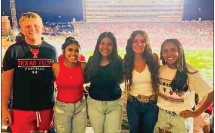 Wellington FFA cheers for Red Raiders