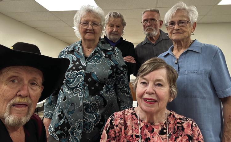 Quail ex-students reminisce with reunion