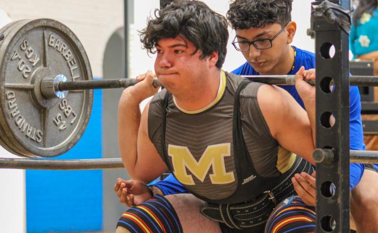 Cyclones compete in powerlifting meet